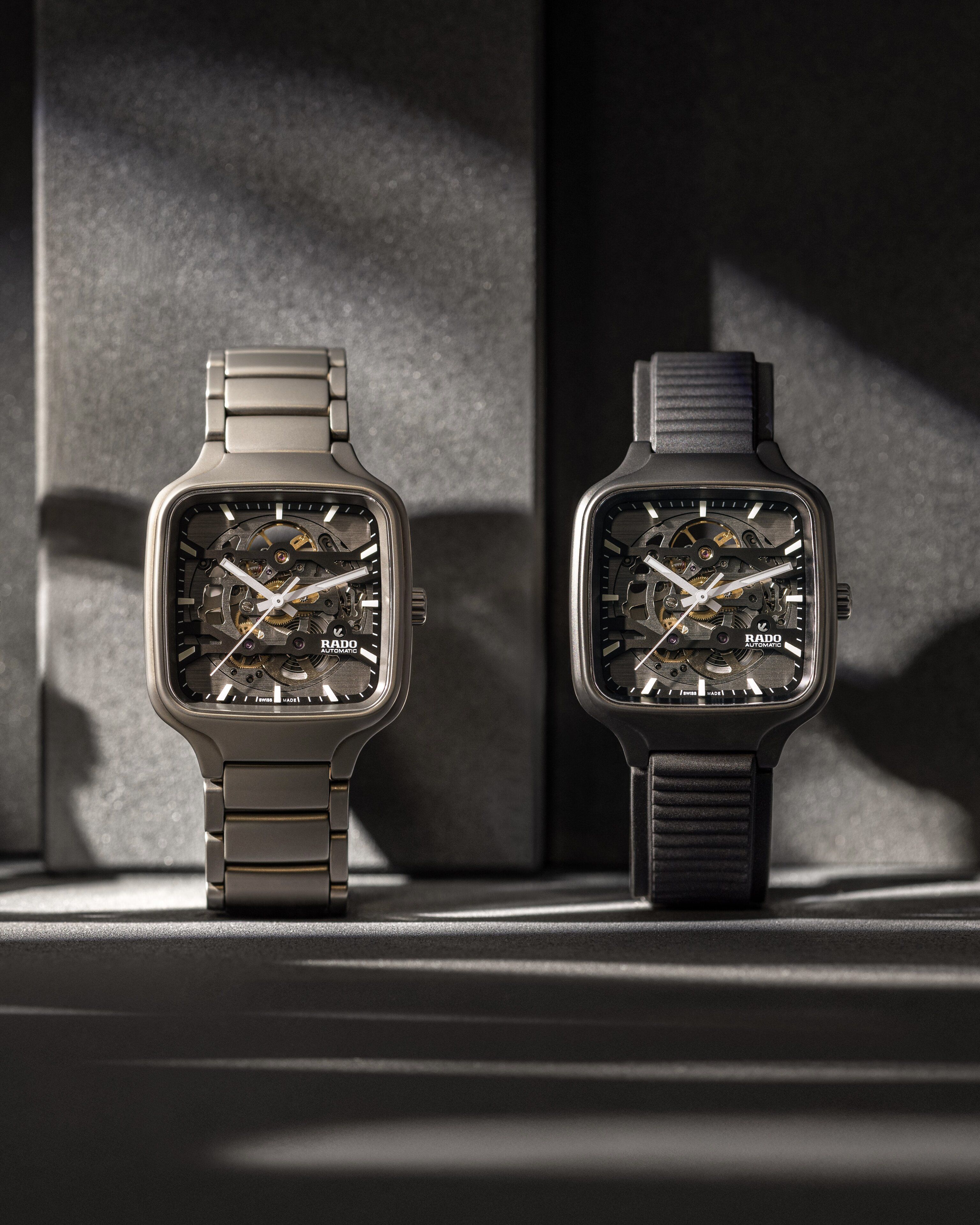 Rado True Square Skeleton Matt Uhr mit skelettiertem Zifferblatt